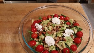 Avocado, tomato, goat cheese, walnut and arugula salad